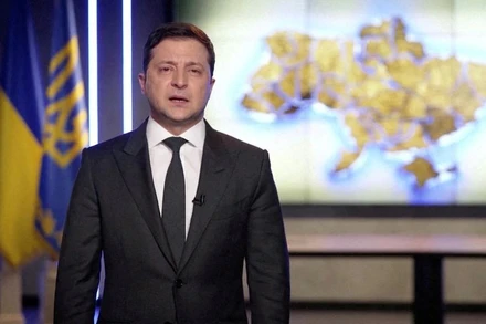 Tổng thống Ukraine Volodymyr Zelensky phát biểu tại 1 sự kiện ở Kiev, Ukraine, ngày 24/2/2022. (Ảnh: Văn phòng Tổng thống Ukraine/Reuters)