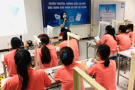 Hướng dẫn người lao động cài đặt VssID. (Ảnh: VSS)