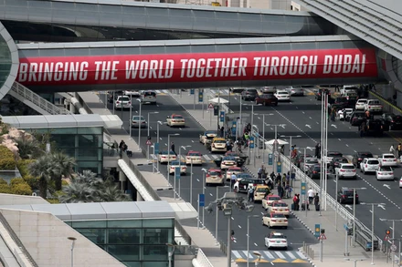 Một góc Sân bay Quốc tế Dubai hồi năm 2019 (Ảnh: REUTERS)