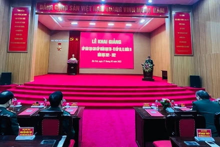 Quang cảnh lễ khai giảng.