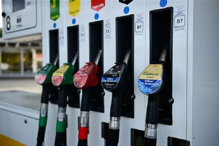 Một trạm xăng gần Peine, miền Tây nước Đức. (Ảnh: AFP/TTXVN)