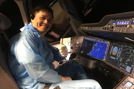 Cơ trưởng Trương Việt Dũng. (Ảnh: Hãng hàng không Vietnam Airlines cung cấp)