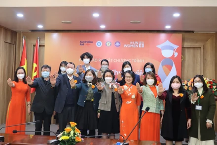 Các đại biểu tại lễ khởi động chương trình (Ảnh: UN Women).