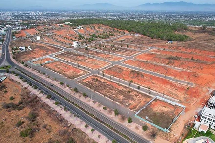 Dự án Khu thương mại dịch vụ và dân cư Tân Việt Phát 2, diện tích 92.600,9m2 thuộc quỹ đất 2 bên đường 706B phường Phú Hài, TP Phan Thiết (Bình Thuận).