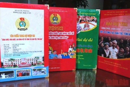 Nhiều bài tham dự Cuộc thi “Công chức, viên chức, lao động viết về công tác dân tộc, tôn giáo” được chuẩn bị công phu. 