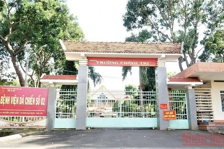 Từ ngày 25/2, Bệnh viện dã chiến số 2 điều trị Covid-19 tỉnh Đắk Lắk dừng hoạt động.