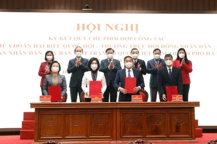 Lễ ký kết Quy chế phối hợp công tác giai đoạn 2021-2026 giữa Đoàn đại biểu Quốc hội, Thường trực HĐND, UBND, Ủy ban MTTQ Việt Nam TP Hà Nội.