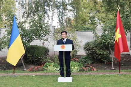 Đại sứ Việt Nam tại Ukraine Nguyễn Hồng Thạch. (Ảnh tư liệu TTXVN)