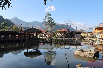 Mô hình du lịch cộng đồng đã hình thành điểm đến hấp dẫn du khách.