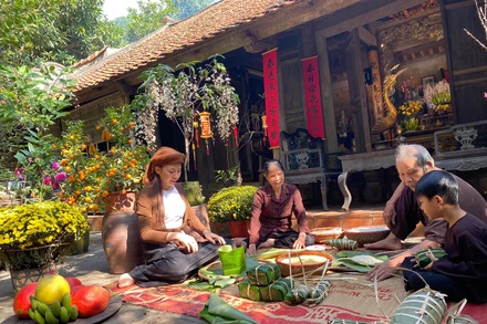 Làng cổ Đường Lâm là một trong những địa chỉ nhiều người du xuân trong dịp Tết Nhâm Dần.