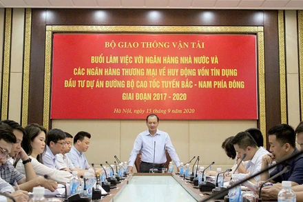 Gỡ bất cập BOT, “khơi” tín dụng cho cao tốc bắc - nam