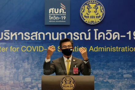 Tiến sĩ Taweesilp Visanuyothin - Phát ngôn viên của Trung tâm Quản lý tình hình Covid-19 Thái Lan. (Ảnh: Bangkok Post)