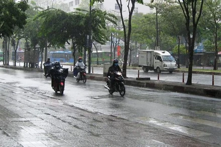 Xoáy thuận nhiệt đới sẽ gây mưa lớn diện rộng ở Trung Bộ và bắc Tây Nguyên. (Ảnh minh họa)