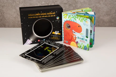 Sách chiếu bóng màu.