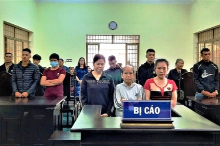 Các bị cáo tại phiên tòa.