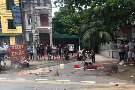 Hiện trường vụ tai nạn làm ba người tử vong.