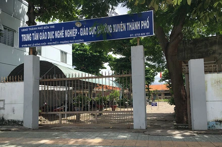 Trung tâm Giáo dục nghề nghiệp - Giáo dục thường xuyên thành phố Bến Tre, nơi xảy ra vụ việc nhóm nữ sinh đánh nhau.