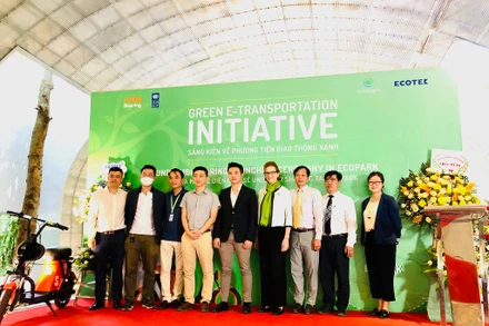 Lễ công bố Sáng kiến giao thông điện xanh tại Ecopark.