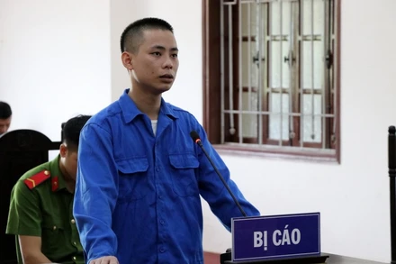 Bị cáo Nguyễn Văn Khiển tại phiên tòa.