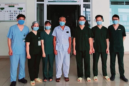 BN 1045 - một trong hai ca nặng nhất miền Bắc giai đoạn này được xuất viện.