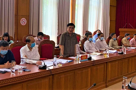 Bí thư Tỉnh ủy Đắk Lắk Bùi Văn Cường phát biểu tại buổi làm việc.