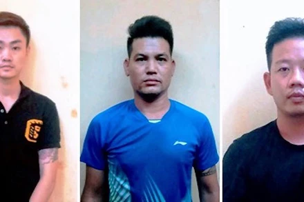 Ba đối tượng trong đường dây tổ chức đánh bạc bị bắt giữ. (Ảnh cơ quan công an cung cấp)