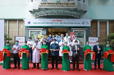 Khánh thành Trung tâm Tư vấn khám, chữa bệnh từ xa tại BV Hữu nghị Việt Đức.