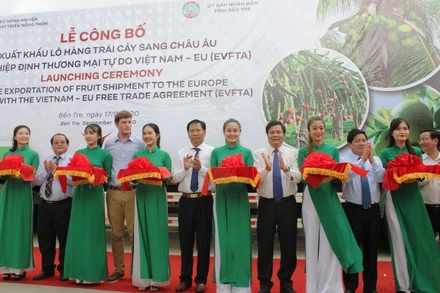Lễ công bố xuất khẩu lô hàng trái cây đầu tiên sang thị trường EU.