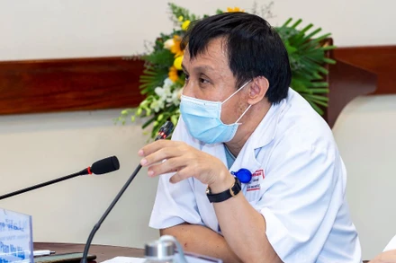 GS, TS Phạm Như Hiệp, Giám đốc Bệnh viện Trung ương Huế.