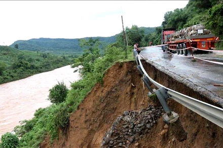 Nguy cơ rất cao sạt lở đất ở vùng núi Hà Tĩnh, Quảng Bình, Quảng Trị, Thừa Thiên Huế. (Ảnh minh họa)
