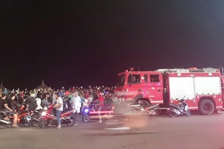 Lực lượng chức năng tìm thấy thi thể hai thanh niên đuối nước ở biển Quy Nhơn.