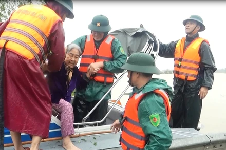 Hà Tĩnh thành lập Sở chỉ huy tiền phương để ứng phó với mưa lũ