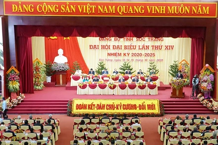 Phiên làm việc sáng 15-10, Đại hội Đảng bộ tỉnh Sóc Trăng lần thứ 14.