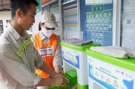 Rửa tay thường xuyên có thể giảm được 44% sự lây truyền các bệnh hô hấp