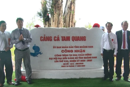 Khánh thành đưa Cảng cá Tam Quang vào sử dụng