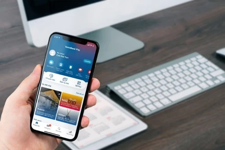 Công nghệ phát triển vừa là cơ hội cũng vừa là thách thức buộc các ngân hàng phải cải tiến chất lượng dịch vụ của mình. (Ảnh minh họa)