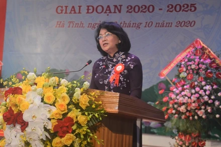 Phó Chủ tịch nước Đặng Thị Ngọc Thịnh phát biểu tại đại hội.