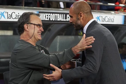 Pep Guardiola có sự ngưỡng mộ vô bờ đối với Marcelo Bielsa.