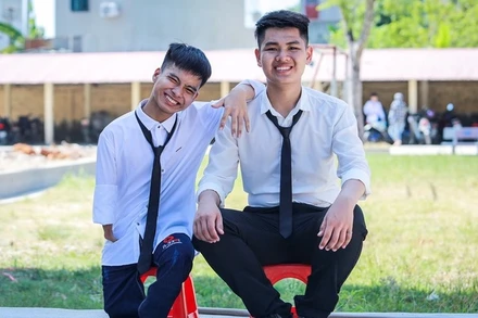 Đôi bạn Nguyễn Tất Minh - Ngô Minh Hiếu (Ảnh: QUỲNH TRANG - Zingnews)