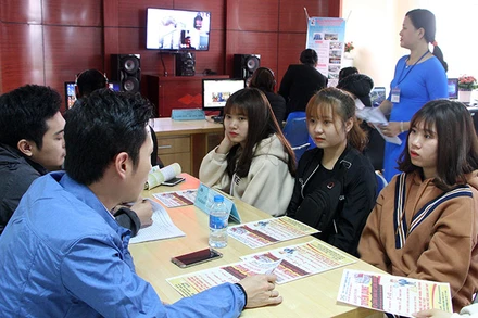 Tăng cường kết nối việc làm trong bối cảnh dịch Covid-19