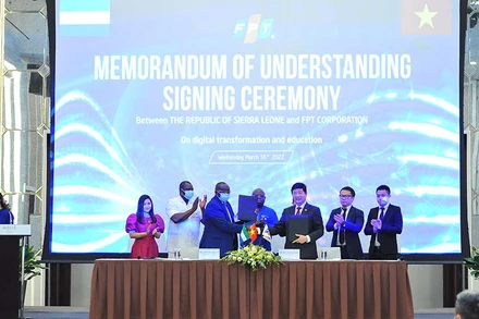 Lễ ký kết hợp tác giữa FPT và Chính phủ Sierra Leone. (Ảnh: Ninh Cơ)