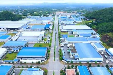 Mặc dù dịch Covid-19 diễn biến phức tạp, nhưng các khu công nghiệp Thái Nguyên vẫn ổn định sản xuất.