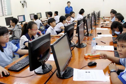 Tiếng Anh, Tin học là môn học bắt buộc với học sinh lớp 3 từ năm học 2022-2023.