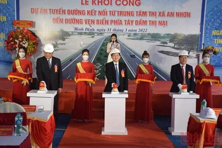 Tỉnh Bình Định khởi công dự án tuyến đường kết nối từ trung tâm thị xã An Nhơn đến đường ven biển phía tây đầm Thị Nại.