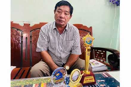 Nhà bị kê biên trả nợ, ông Phạm Trí Thức cùng vợ con không biết ở đâu trong những ngày tới.