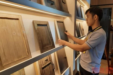 Trưng bày các sản phẩm ngành gỗ Thành phố Hồ Chí Minh tại thành phố Thủ Đức.