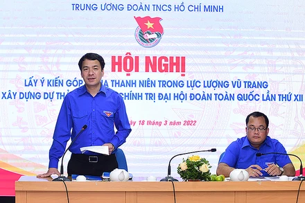 Đồng chí Ngô Văn Cương, Bí thư Trung ương Đoàn phát biểu ý kiến tại Hội nghị.