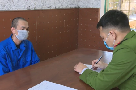 Đối tượng Vũ Ngọc Thành tại cơ quan Công an.