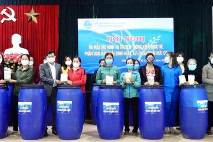 Thành phố Hải Dương triển khai mô hình phân loại rác thải sinh hoạt, xử lý rác thải hữu cơ tại nhà.