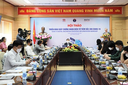 Hội thảo triển khai chứng nhận điện tử tiêm vaccine phòng Covid-19. Ảnh: Cổng thông tin Bộ Y tế